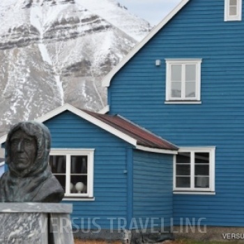 Monument R. Amundsen